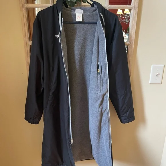 Speedo swim jacket
